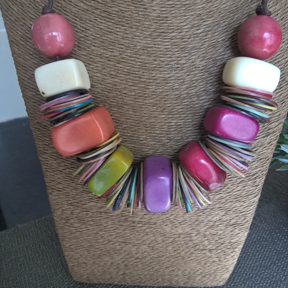 TAGUA SEED CHUNKY MULTICOLOR ARTISANAL NECKLACE